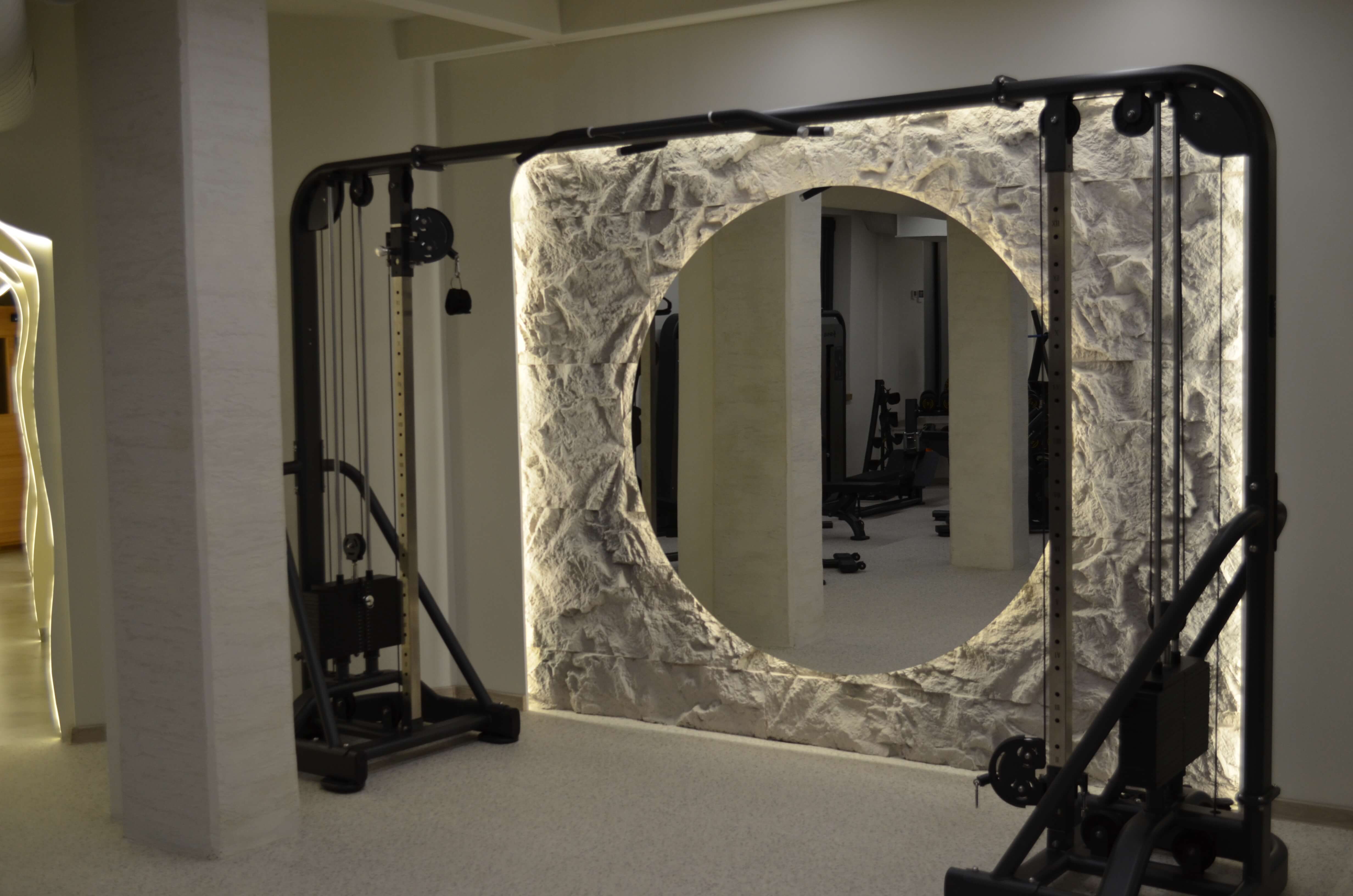 Atmosfera za trening na SHUA mašinama u luksuznom prostoru